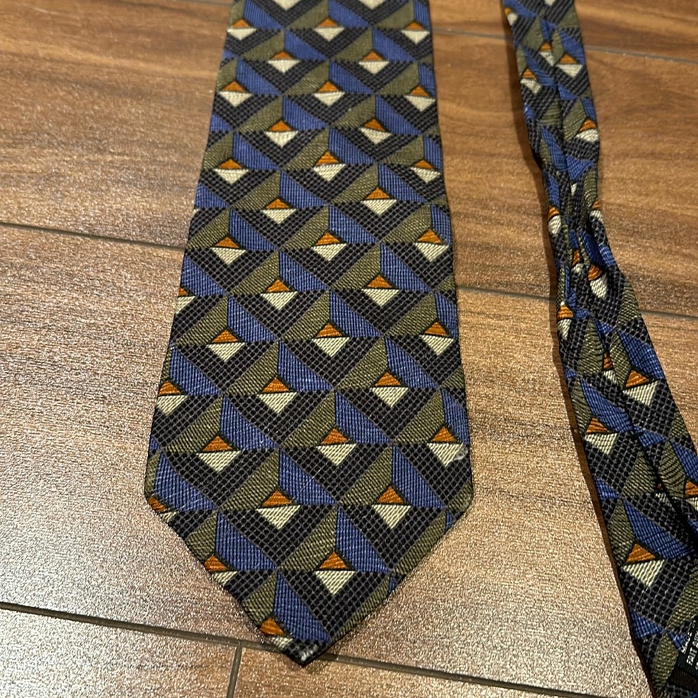 Green, orange, blue and taupe geometric pattern tie